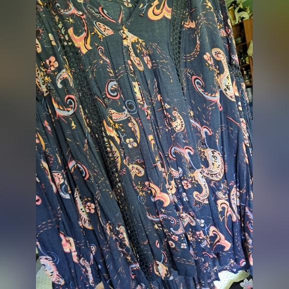 Rare Free People Just The Two of Us Tunic Blue Paisley Crotchet Mini - Picture 15 of 16
